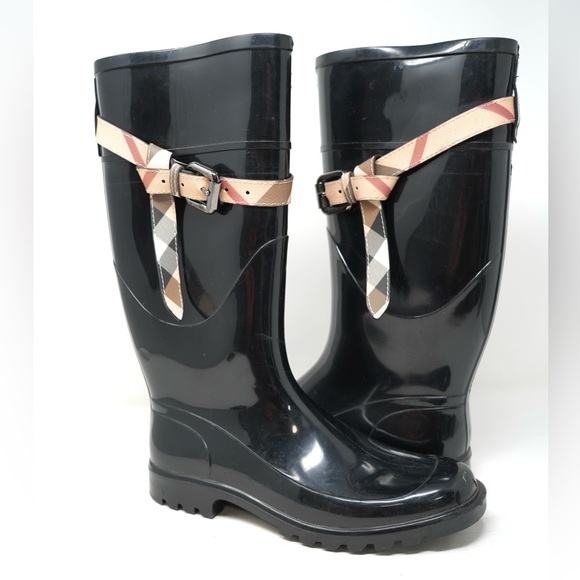 Sold - Picture 3 of 11